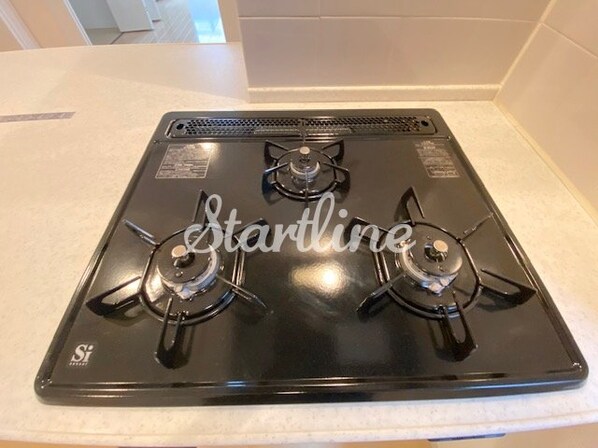 カスタリア新富町IVの物件内観写真